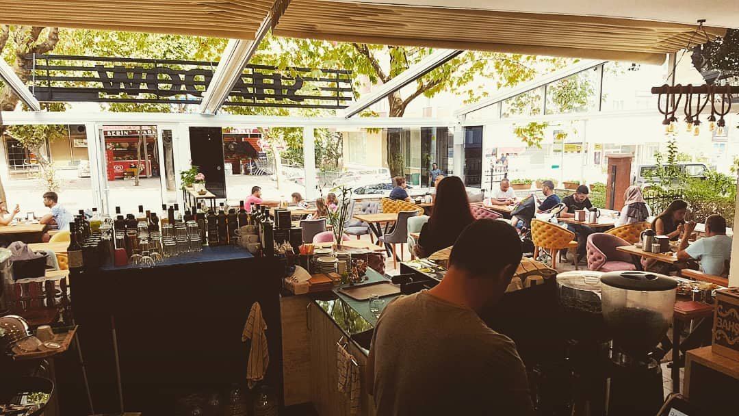 Shadow Cafe iç mekan