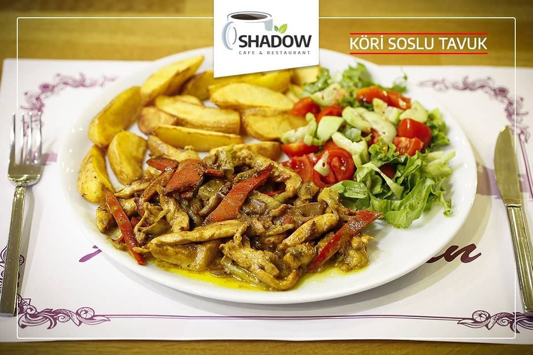 Shadow Cafe yemek
